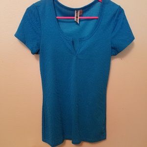 Textured short sleeved shirt